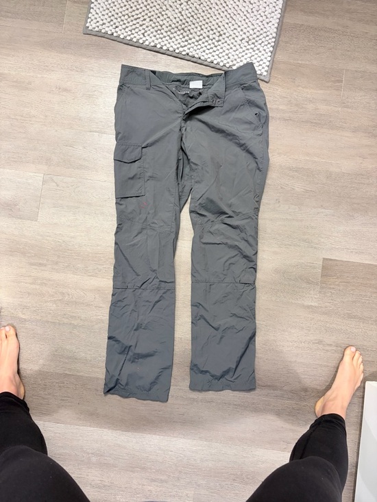 Columbia Pants - Columbia Women's Gray Cargo Pants with Utility Pockets